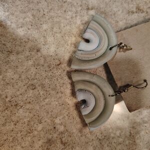 Elegant Cream and Gray Earrings